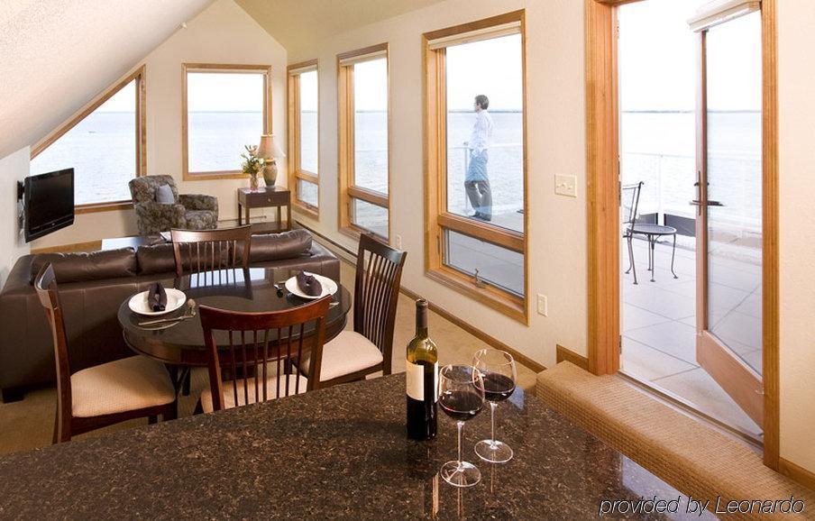 Beacon Pointe On Lake Superior Hotell Duluth Restaurant bilde